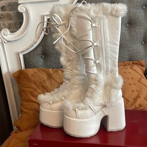 Pure Vigilance Platform Boots Size 8